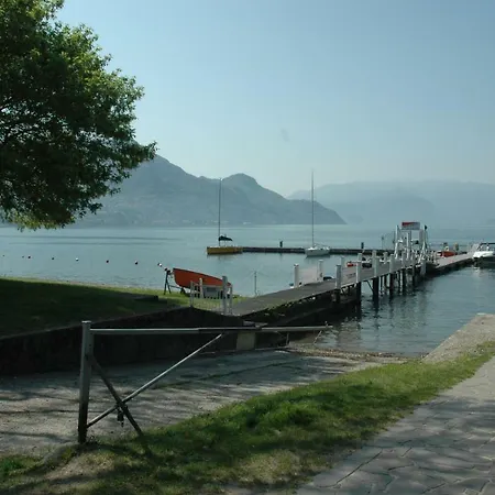 Feriehus Casa Laura Dervio