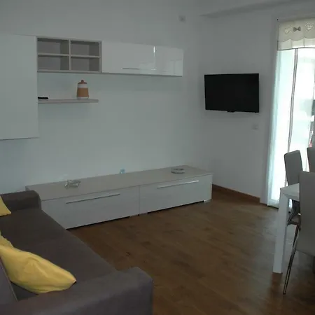 Casa Laura Feriehus *